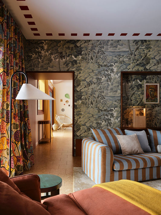The Return of Tapestry and Foliage Wallpaper: Why Nature Is Back on Our Walls